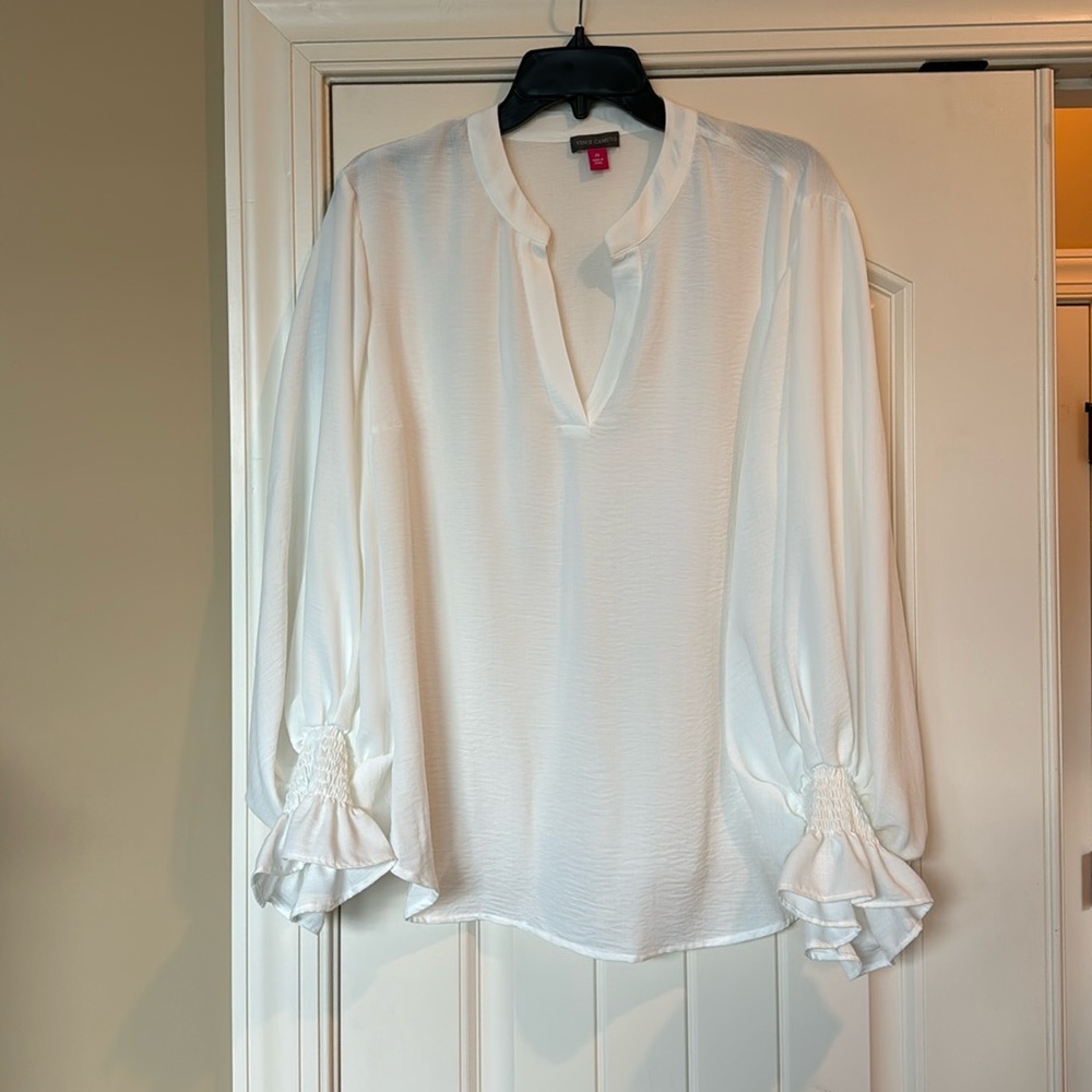 Vince Camuto White Blouse 2x